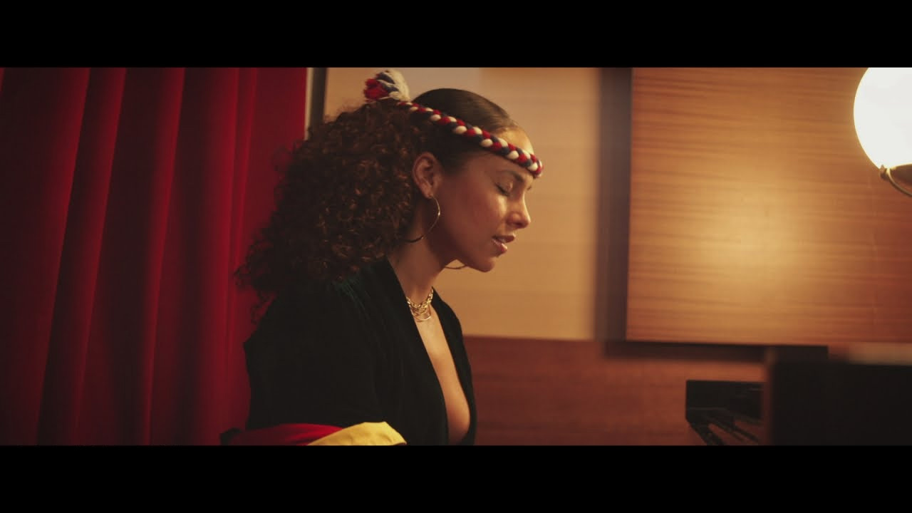 Alicia Keys – Raise A Man