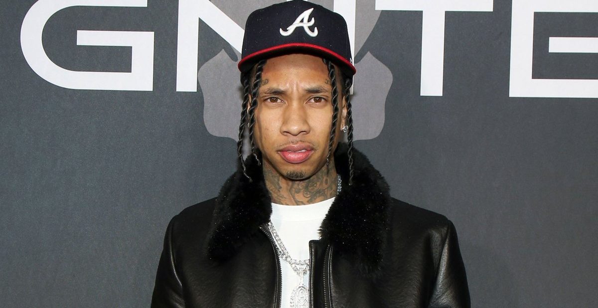 Tyga Tries To Grab Security Gaurd's Gun After Being Kicked Out Of Floyd ...