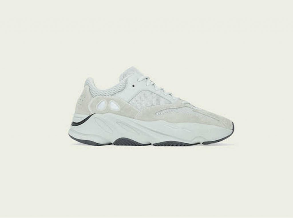 yeezy 700 twitter